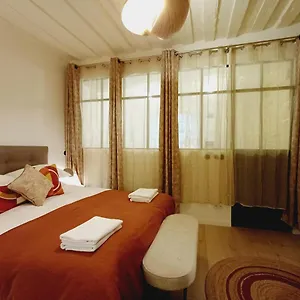 Apartment Happy - De Le Marais, Paris